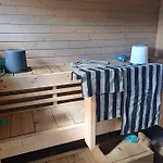 펜션 Majoitu Joen Rannassa Eura